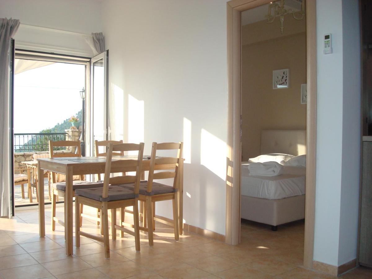 Merlot Village Rental Properties Karia  Екстер'єр фото