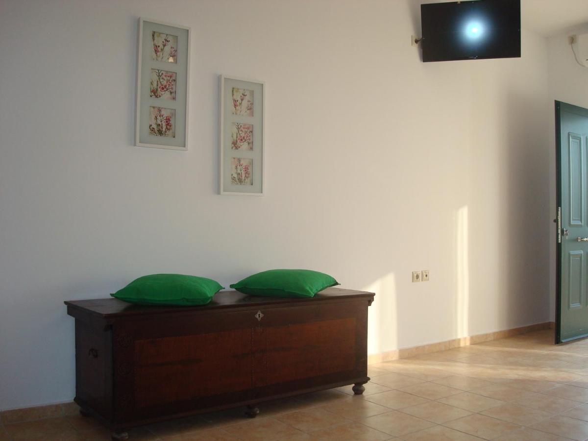 Merlot Village Rental Properties Karia  Екстер'єр фото