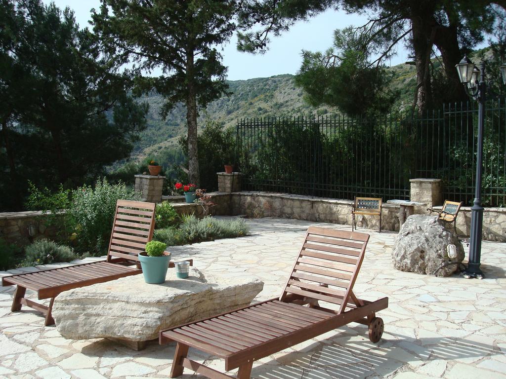 Merlot Village Rental Properties Karia  Екстер'єр фото