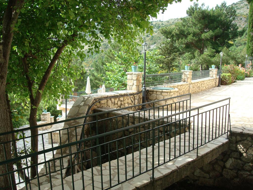 Merlot Village Rental Properties Karia  Екстер'єр фото